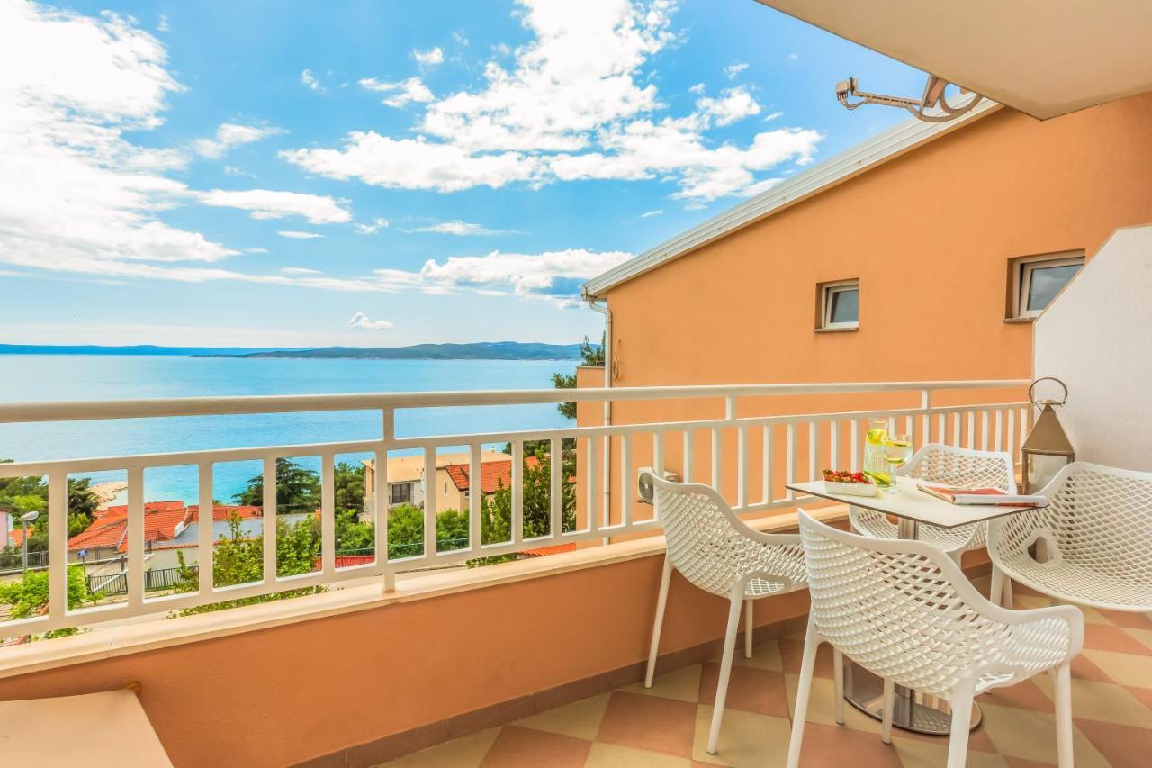 Apartmani Nikola Baška Voda Eksteriør bilde